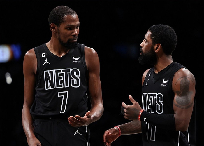 篮网名宿正式宣布退役，球迷感慨落泪送别的简单介绍