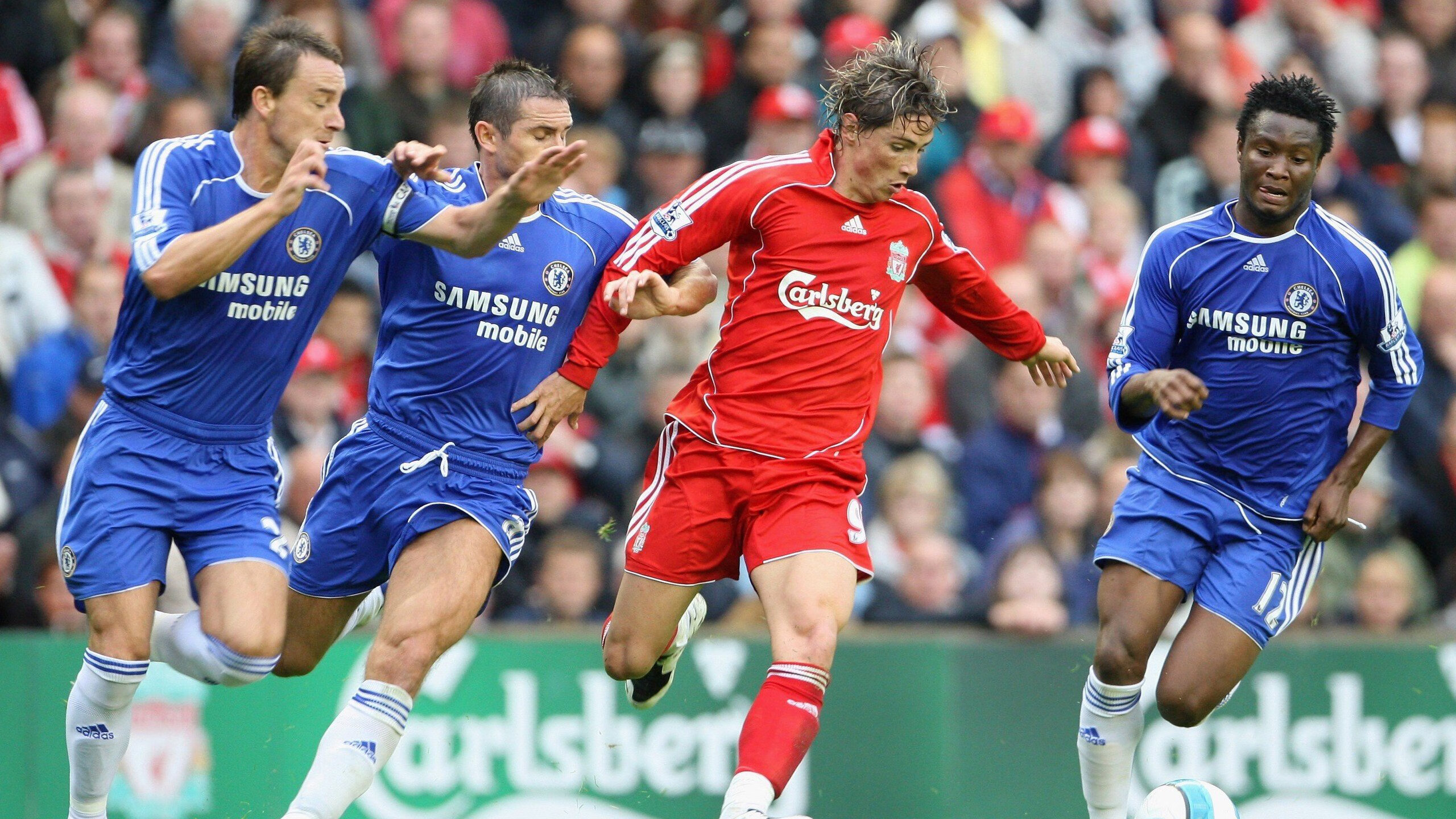 开云体育中国官网-当文艺复兴遇见桑巴舞步，阿克在佛罗伦萨的制胜瞬间